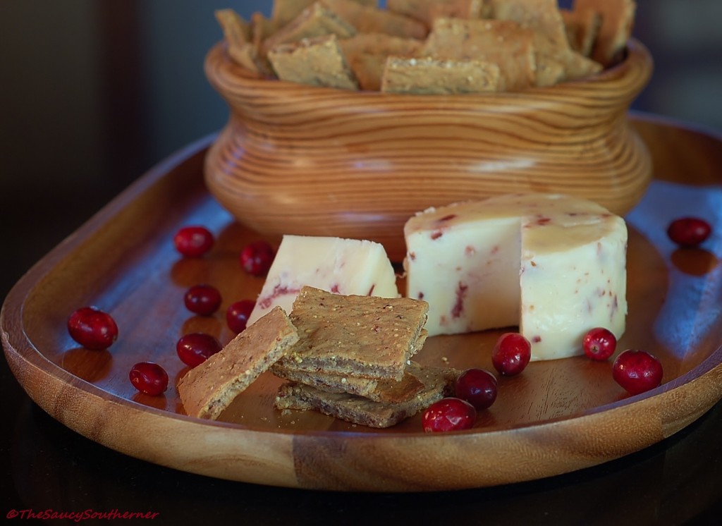 Cranberry and Brie Oat Quinoa and Pecan Crackers recipe, Oat and Quinoa Crackers, Cranberry Pecan crackers, Meatless Monday, Meat-Free Monday